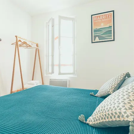 Mimosa Keyweek Downtown Apartment